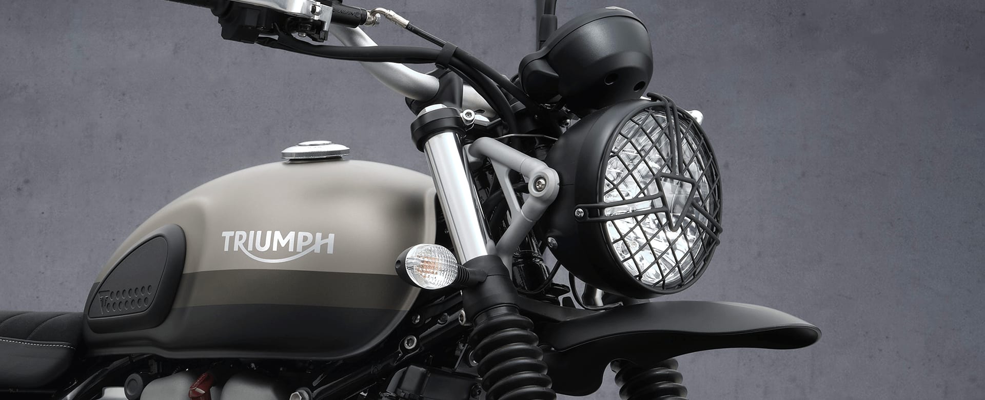 Triumph hotsell scrambler sandstorm
